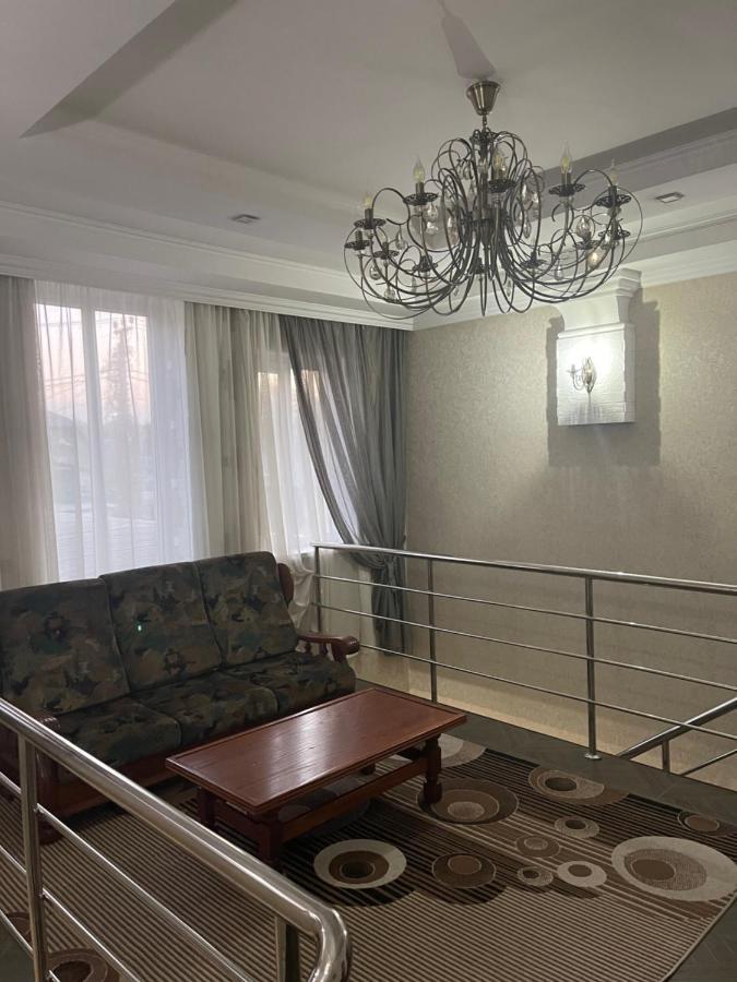Hotel Роща 7 Bishkek Exterior foto