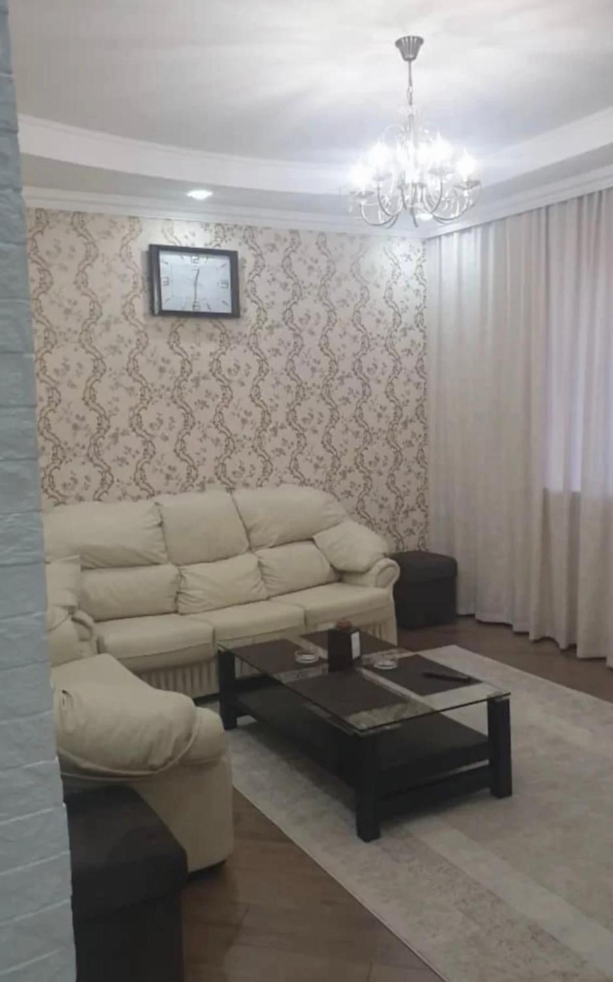 Hotel Роща 7 Bishkek Exterior foto